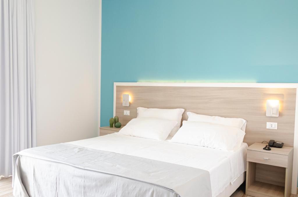Costa Degli Dei Resort Капо Ватикано Екстериор снимка